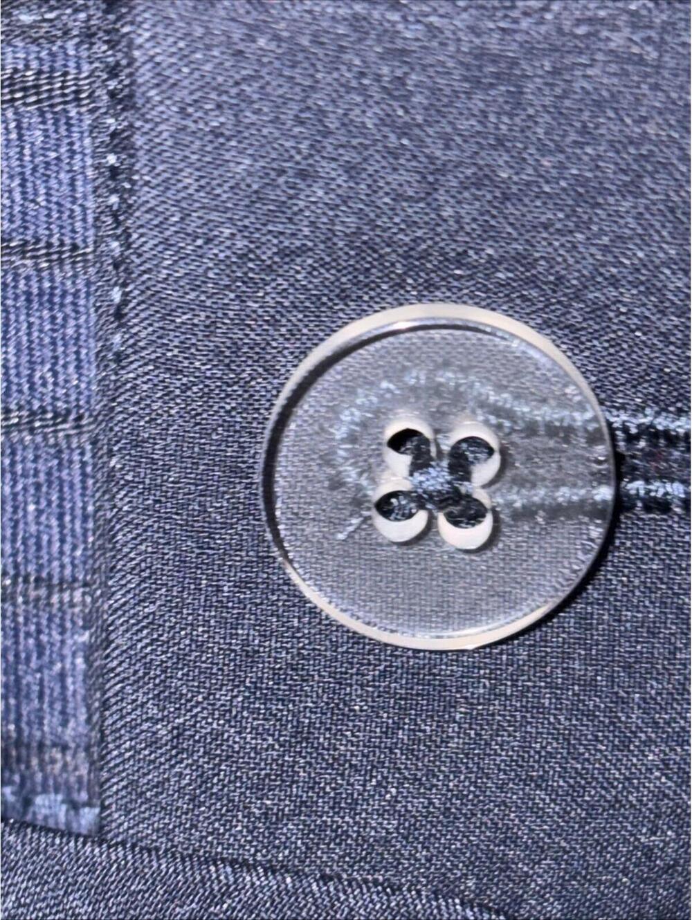 Athleta Navy Stretch Performance Mid Rise Tribeca 7" Bermuda Shorts Size 2 W30" - Picture 8 of 8